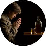 La persona expresa insistentemente