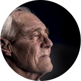 Eres adulto mayor de 65 años