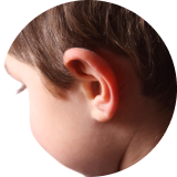 Secreción de líquido o pus en el oído