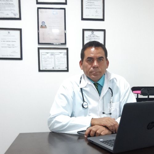 Jesus Quintero, Médico Internista en Benito Juárez | Agenda una cita online
