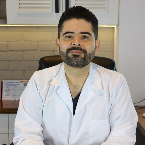 Christian Oswaldo Morales Hernández, Urólogo en Mazatlán | Agenda una cita online