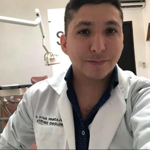 Vladimir Amaya Oyervides, Ortodoncia y Odontología Estética en Monterrey | Agenda una cita online