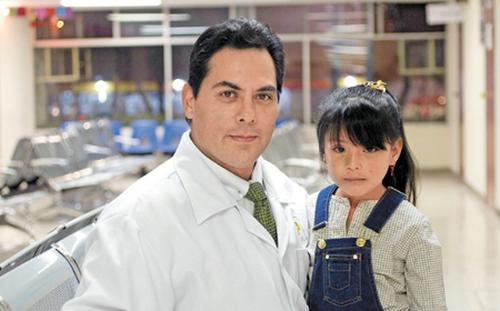 Carlos Rafael Gaytán Ramos, Cirujano Maxilofacial en Miguel Hidalgo | Agenda una cita online