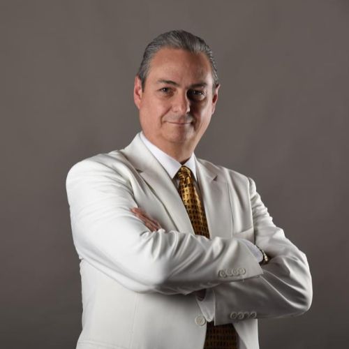 Luis Fernando Lira Menendez, Cirujano Plastico en Monterrey | Agenda una cita online