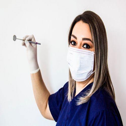 Jareni Sánchez, Dentista en Irapuato | Agenda una cita online