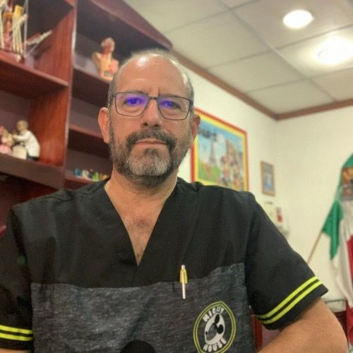 Alejandro Jiménez, Pediatra en Venustiano Carranza | Agenda una cita online