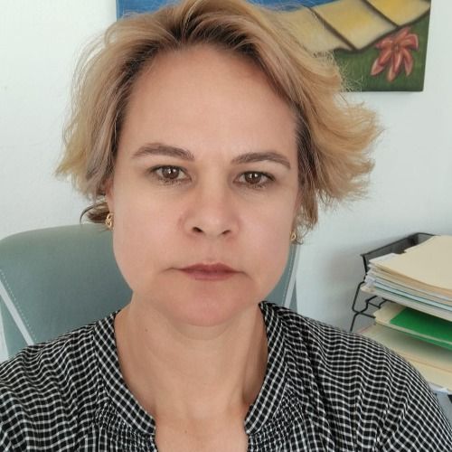Shelly Márquez, Psicólogo en Ensenada | Agenda una cita online