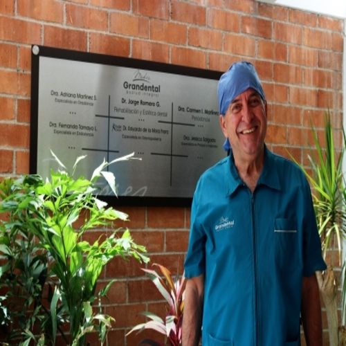 Jorge Romero Grande, Dentista en Irapuato | Agenda una cita online