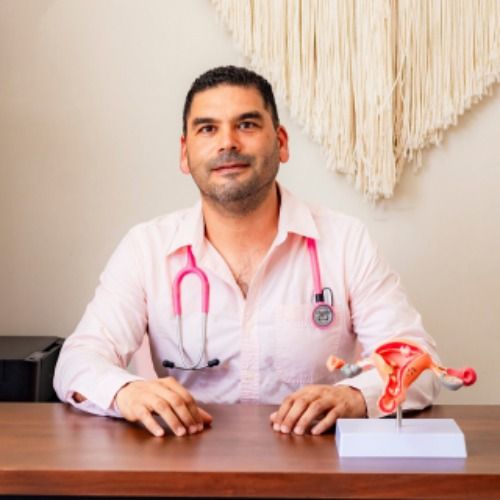 Misael Ramos, Ginecólogo Obstetra en Playa del Carmen | Agenda una cita online