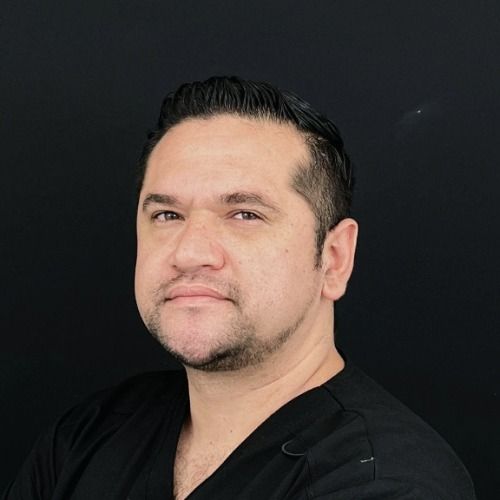 Esteban Torres, Urólogo en Juárez (Chihuahua) | Agenda una cita online