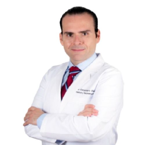Ubaldo Carpinteyro Espín, Cirujano Plastico en Álvaro Obregón | Agenda una cita online