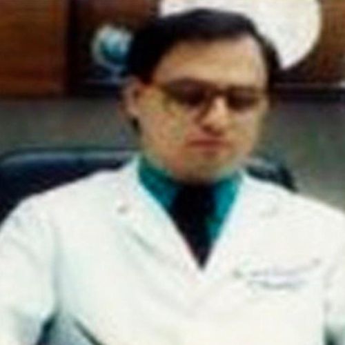 Dr. César Lozano Peña, Endocrinólogo en Monterrey | Agenda una cita online