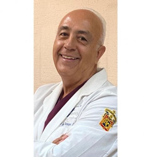 Dr. Mario Domínguez Cross, Dentista en Guadalajara | Agenda una cita online