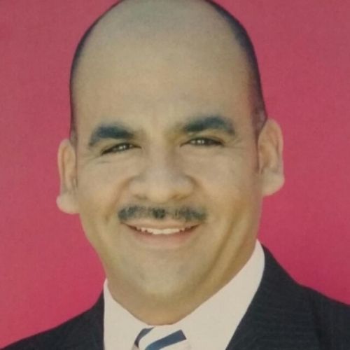 Dr. Victor Manuel Cervantes Y López, Dentista en Guadalajara | Agenda una cita online