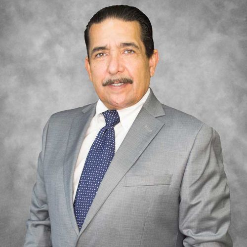 Guillermo Castaño Ruíz, Cirujano Plastico en Nuevo Laredo | Agenda una cita online