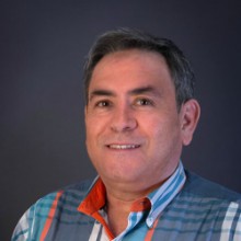 Rubén Dávalos Orozco, Cirujano Plastico en Naucalpan de Juárez | Agenda una cita online